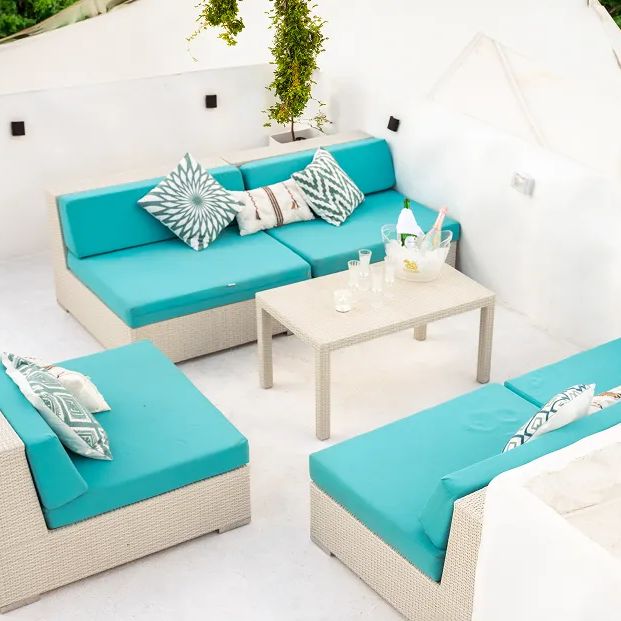 Book your table - Image 6