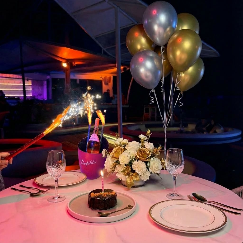 Book your table - Image 13